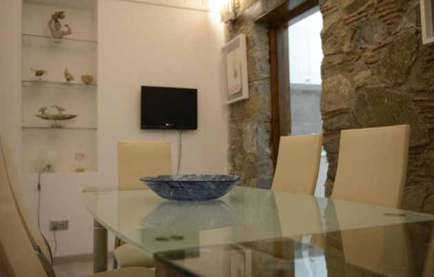 Crambero Suites in Alona Village Cyprus